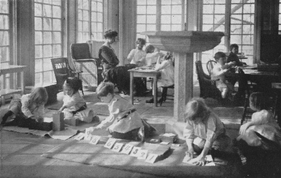 Le respect des périodes sensibles Montessori - la clé de l'apprentissage réussi